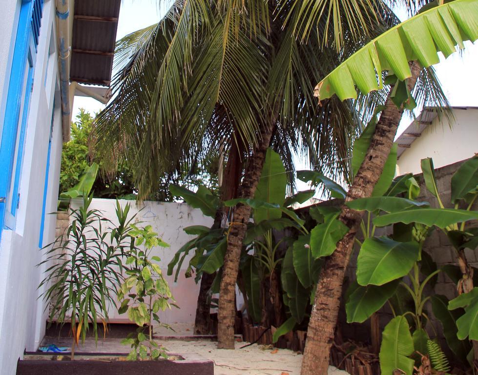Rip Tide Vacation Inn, K.Guraidhoo Guraidhoo  Exterior foto