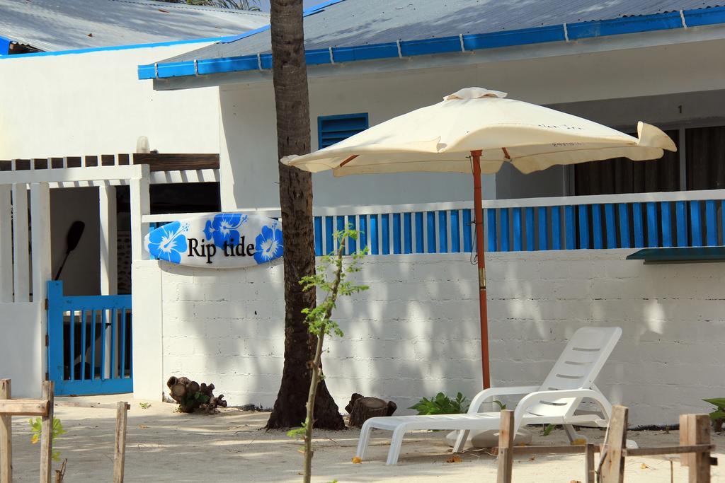 Rip Tide Vacation Inn, K.Guraidhoo Guraidhoo  Exterior foto