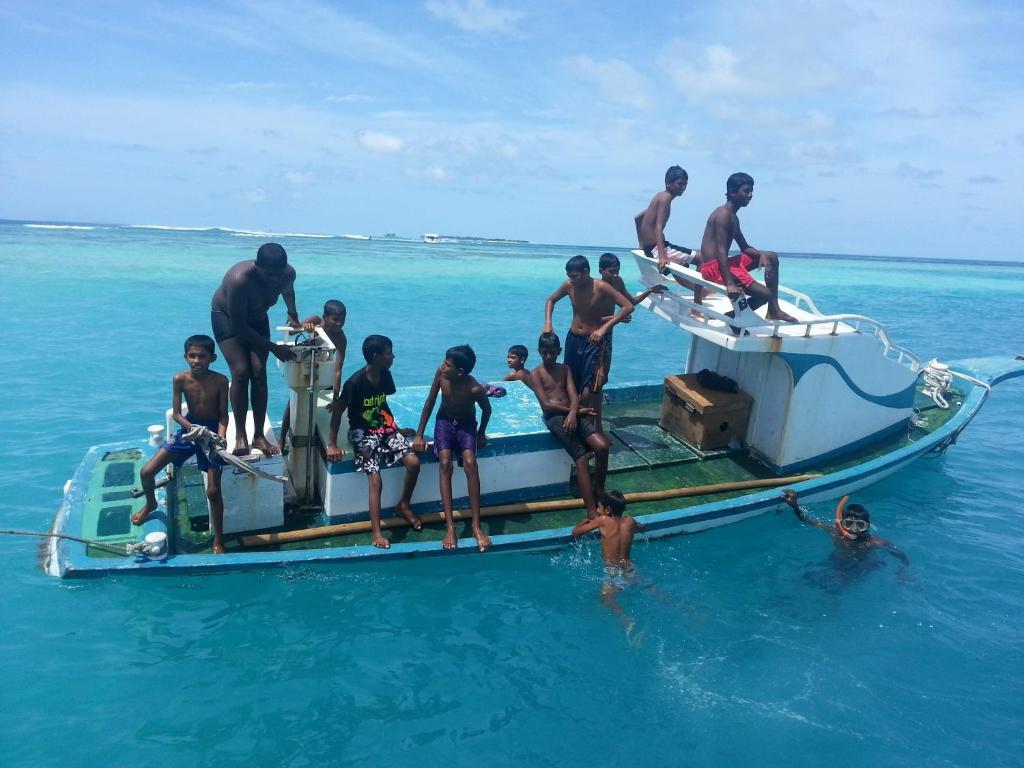 Rip Tide Vacation Inn, K.Guraidhoo Guraidhoo  Exterior foto