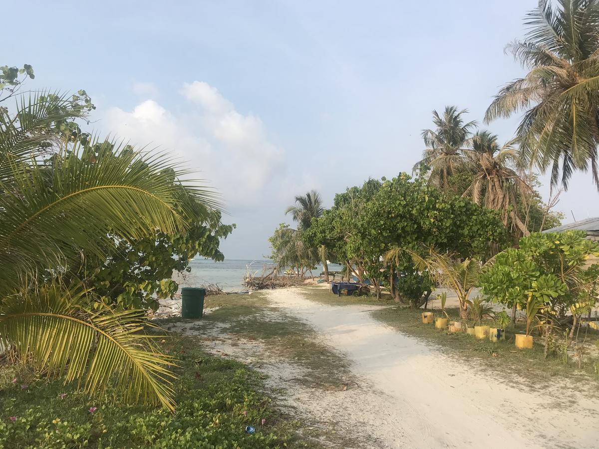 Rip Tide Vacation Inn, K.Guraidhoo Guraidhoo  Exterior foto